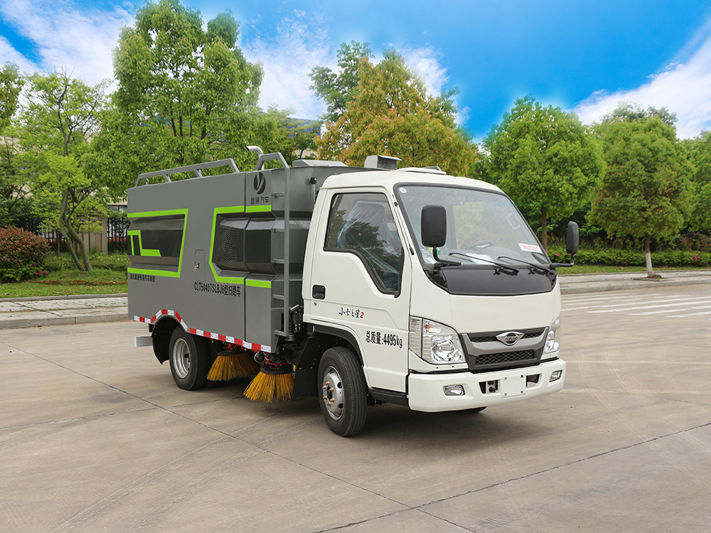 CLT5040TSLBJ6型掃路車